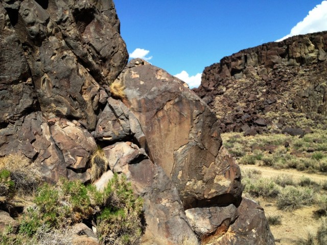 Petroglyphs Fossil Falls Coso
