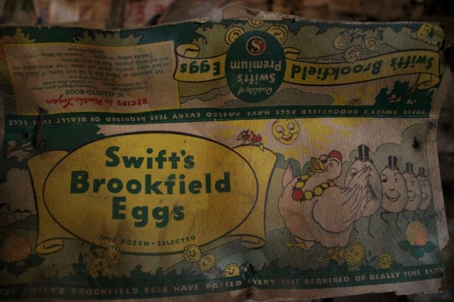 Swift's Brookfield egg carton